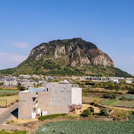 Lucid M Hotel Seogwipo Exterior photo