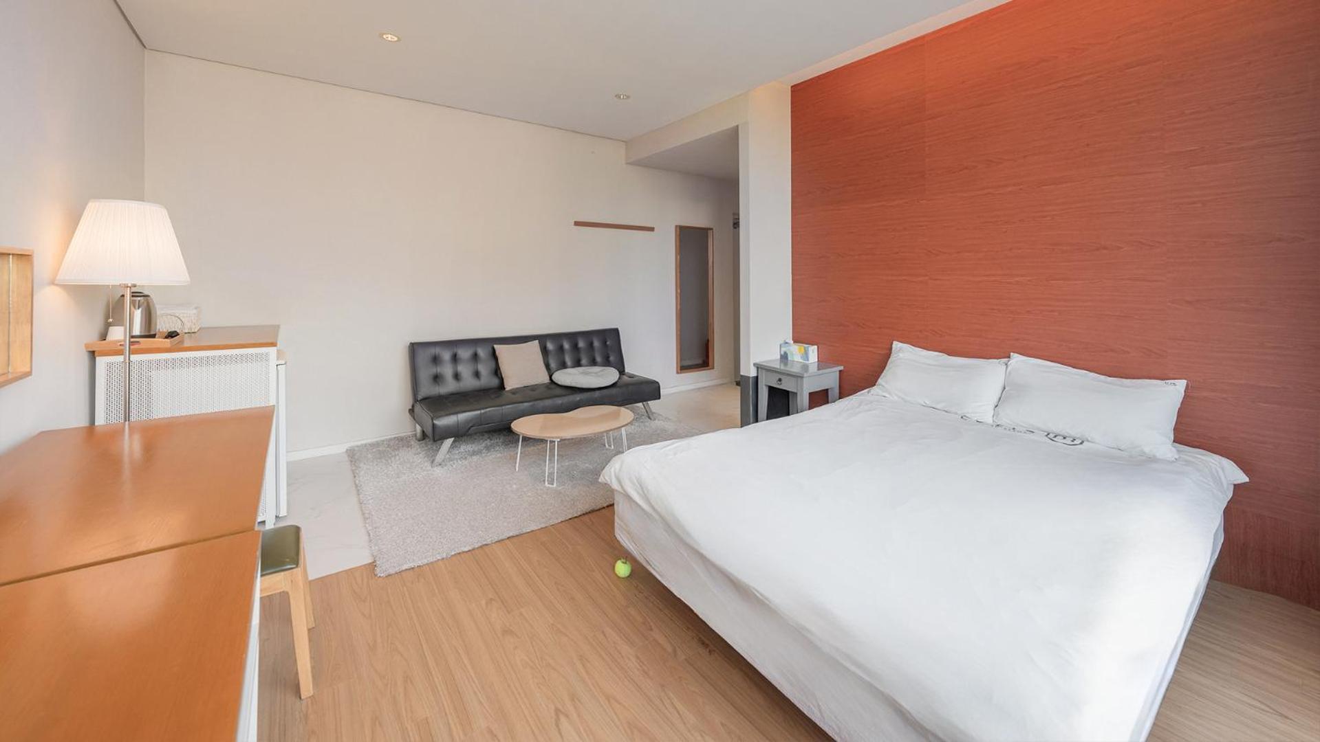 Lucid M Hotel Seogwipo Exterior photo